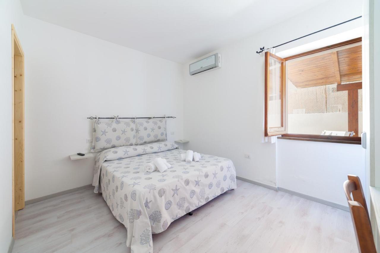 Brezza B&B Golfo Aranci Exteriér fotografie