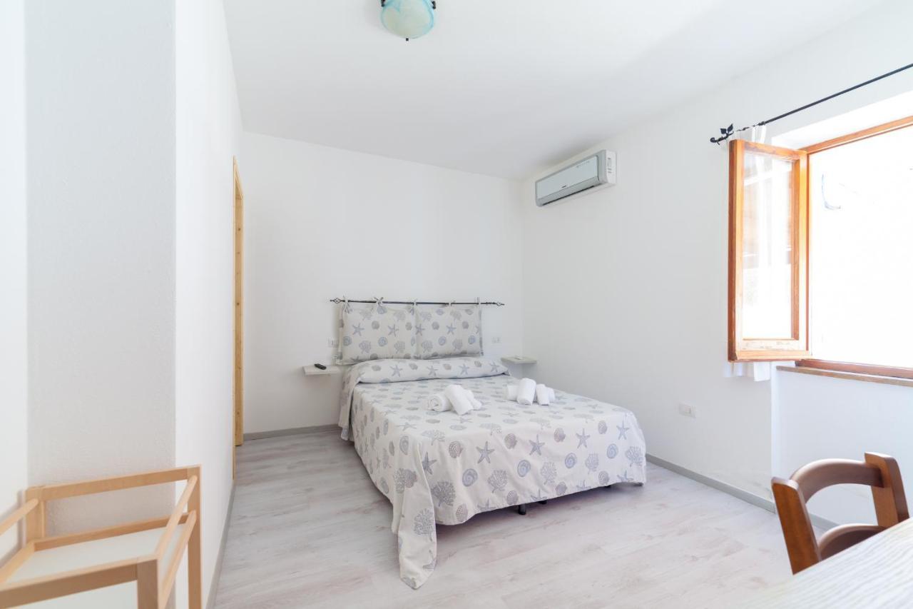 Brezza B&B Golfo Aranci Exteriér fotografie